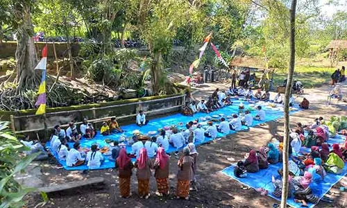 Potret Tradisi Nawu Sendang Gotan, Ritual Merawat Sumber Air di Jatinom Klaten