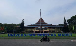 Kabar Baik, Kini Wisuda di UNS Solo Diadakan Sebulan Sekali