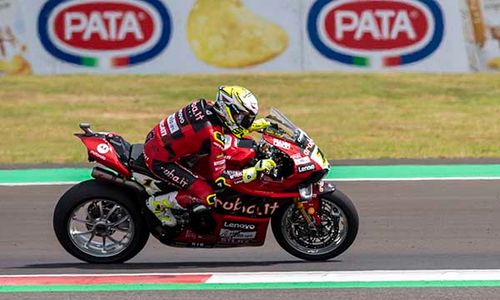 Alvaro Bautista Juara Race 2 WSBK di Sirkuit Mandalika Lombok