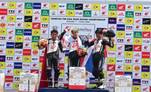 Membanggakan, Pembalap Astra Honda Kumandangkan Indonesia Raya di ARRC Thailand