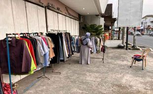 Tak Sepakat Aturan Pemerintah, Pedagang Baju Bekas: Thrifting Bukan Maling!