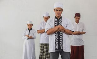 Begini Niat Salat Tarawih dan Witir