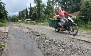 Aktivitas Merapi Meningkat, Jalur Evakuasi di Sidorejo Klaten Masih Rusak Parah