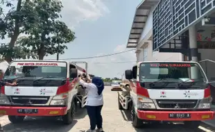 PMI Kota Solo Kirim Dua Unit Mobil Tangki bagi Warga Terdampak Erupsi Merapi