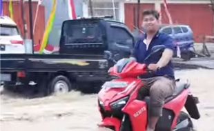 Penasaran Motor Listrik Lewat Banjir, Ini Penjelasannya