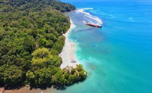 Abaikan Larangan, 2 Anak Punk Hilang Terseret Ombak Pantai Barat Pangandaran