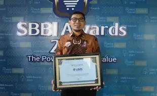 UMS Menjadi Perguruan Tinggi Swasta Terbaik di Ajang SBBI Awards 2023