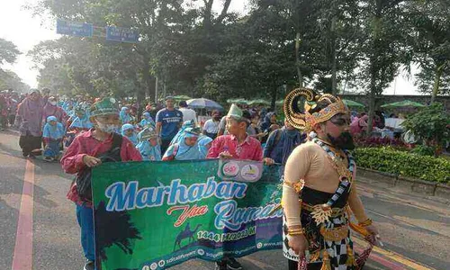 Ramai Pol! 4.000 Pelajar Sekolah Islam Terpadu Pawai Sambut Ramadan di CFD Solo