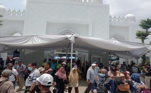 Kuota Terbatas! Begini Cara Ikut Buka Bersama di Masjid Zayed