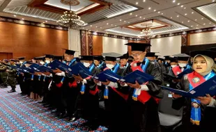 ITNY Mewisuda 261 Mahasiswa, Rektor: Jaga Nama Baik dan Tetap Rendah Hati