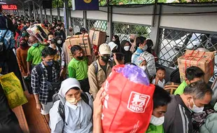 Arus Balik Lebaran, 40.000 Penumpang Tiba di Stasiun Pasar Senen Jakarta