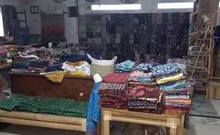 Asyik! Pengusaha Batik Maos Cilacap Beri Diskon Lebaran 2023