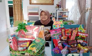 Dekati Idulfitri, Penjualan Bingkisan Lebaran di Salatiga Mulai Meningkat Tajam