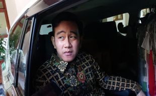 Reaksi Gibran saat Ungguli Sejumlah Ketum Parpol di Survei Pemilihan Presiden