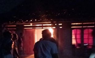 Ditinggal Mudik ke Wonogiri, Rumah Warga Plupuh Sragen Terbakar