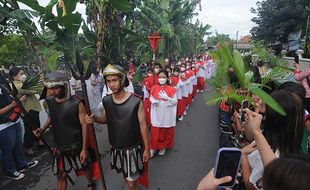 Perarakan Misa Minggu Palma di Gereja Wedi Klaten