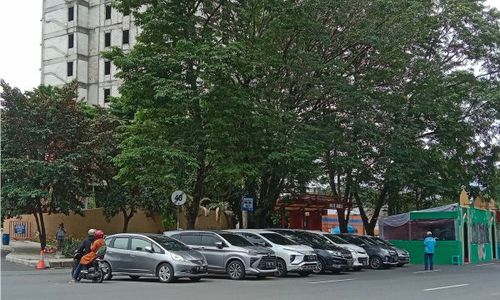 Parkir Mobil yang Benar Posisi Mundur atau Maju, Ini Kata Instruktur