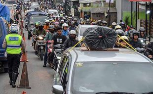 MUDIK LEBARAN 2015 : Pemudik Tiba Dini Hari Disarankan Manfaatkan Posko