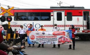 Lagi! Mobil Tertabrak KA Batara Kresna hingga Rusak, Ini Pesan KAI Daop 6 Yogya