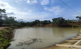 Embung Linuwih Matesih Karanganyar Disulap Jadi Wisata Air 