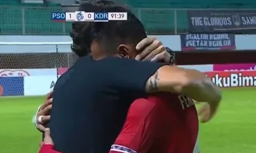 Ferdinand Sinaga Menangis di Pelukan Leonardo Medina, Buktikan Belum Habis!