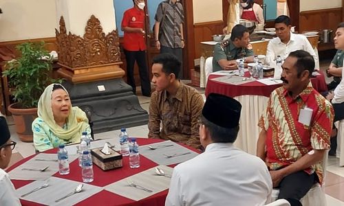 Momen Hangat Gibran dan Rudy bersama Mantan Ibu Negara Sinta Nuriyah