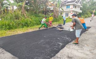 Warga Patungan Perbaiki Jalur Evakuasi Merapi, Sekda Sleman: Terima Kasih