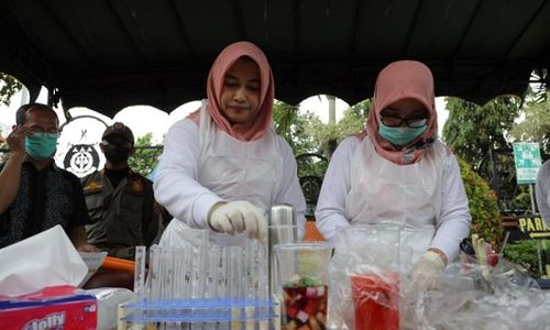 Simak! Pemkot Kediri Anjurkan Kertas Koran Tidak untuk Bungkus Makanan