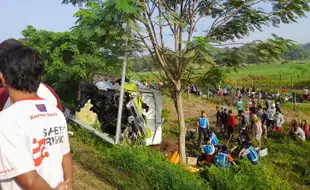 Laka Maut Karambol di Tol Boyolali, Diperkirakan 5 Orang Meninggal Dunia