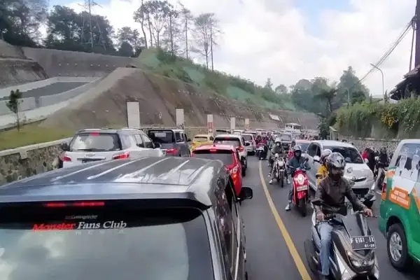 Biar Gak Macet, Kemenhub Siapkan Bus Khusus ke Puncak Bogor