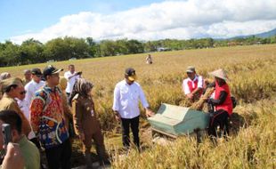 Ngrobrol dengan Petani Klaten, Mentan Dicurhati soal Saluran Irigasi Tersumbat