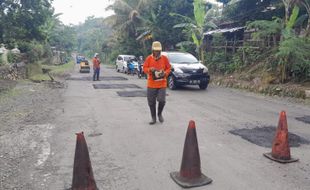 Jalur Mudik Wonogiri: Wuryantoro Mulus, Ngadirojo-Baturetno Masih Rusak