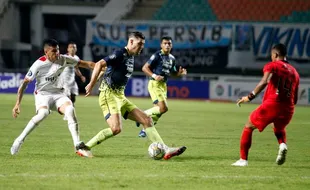 Persib Bandung Vs Persis Solo: 3-1, Sempat Dihentikan karena Kericuhan Suporter