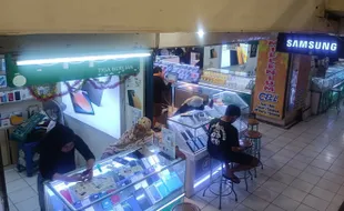 Masih Sepi, Pusat Jual Beli HP di Singosaren Diprediksi Ramai H-7 Lebaran