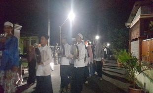 Jalan Kaki dan Pakai Rebana, Takbir Keliling di Winong Sederhana tapi Meriah