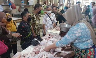 Pasar Kota Wonogiri Disidak Jelang Lebaran, Harga dan Pasokan Pangan Dicek