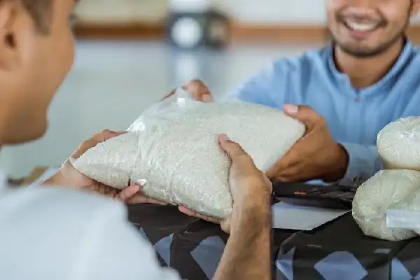 Himpun Zakat Fitrah, Baznas Solo Targetkan Rp120 Juta pada Lebaran 2025