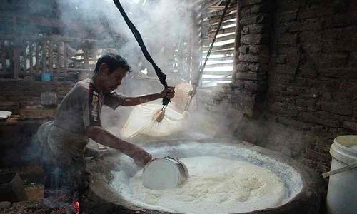 Cerita Pasangan Lansia Bakul Tahu di Sukoharjo, Pakai Resep Rahasia sejak 1973