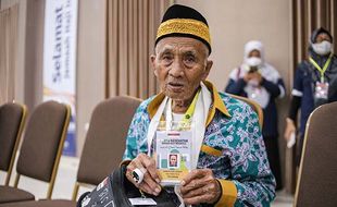 Usia 119 Tahun, Mbah Harun Asal Pamekasan Jadi Jemaah Haji Tertua di Indonesia