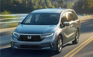 Intip Garasi Anies Baswedan, Ada Honda Odyssey dan Vespa Seharga Rp50 Juta