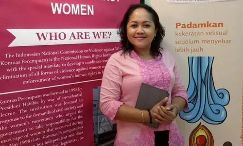 Profil Aktivis Indriyati Suparno : Berpikir Kritis untuk Kemajuan Perempuan