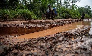 Parah, Begini Kondisi Jalan Rusak di Ogan Komering Ilir Sumsel