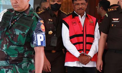 Johnny G Plate Sumbang Rp250 Juta ke Gereja, Pendeta Siap Mengembalikan