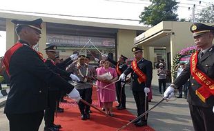 Upacara Pedang Pora Tandai Pisah Sambut Kapolres Sukoharjo