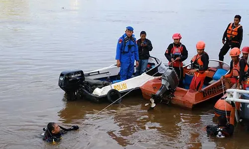 Pencarian Plt Ketua Golkar Kubu Raya, Diduga Bunuh Diri Lompat ke Sungai Kapuas