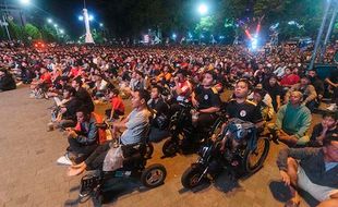 Gibran Izinkan Nobar Indonesia vs Argentina di Depan Balai Kota Solo