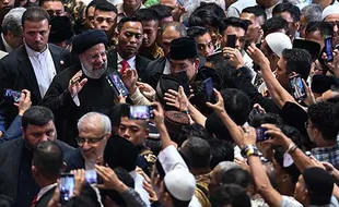 Kunjungi Masjid Istiqlal Jakarta, Presiden Iran Ikuti Salat Zuhur Berjamaah