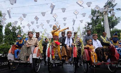 Momen Sandiaga Uno, Gibran & MN X Ikut Menari Bersama di Event Solo Menari 2023