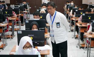 Rektor UNS Solo Jamal Wiwoho Diperiksa Kejati Jateng, Ini Dugaan Kasusnya