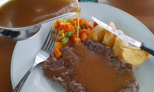 Ada Warung Steak di Tengah Ladang Boyolali, Chefnya Eks Pegawai Hotel Bintang 5